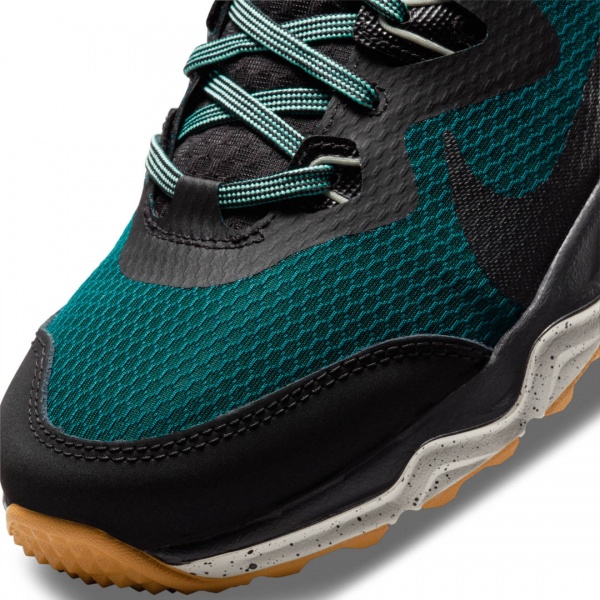 Кроссовки Nike JUNIPER TRAIL CW3808-302 р.45,5 зеленый с черным