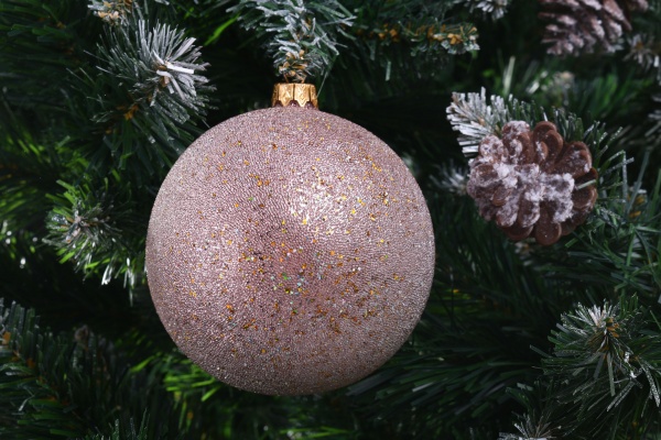 Ялинкова іграшка у формі кулі 10 см в в асортименті 