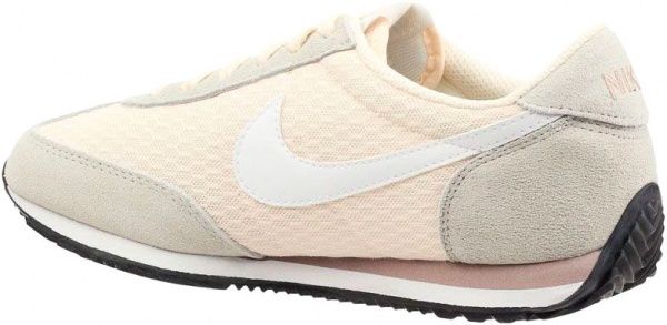 Кросівки Nike WMNS OCEANIA TEXTILE 511880-802 р.7,5 персиковий