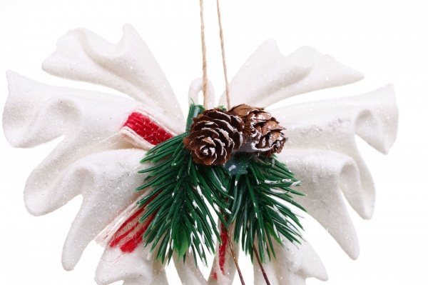 Декоративная подвеска Бант с декором 15 см белый NY21070