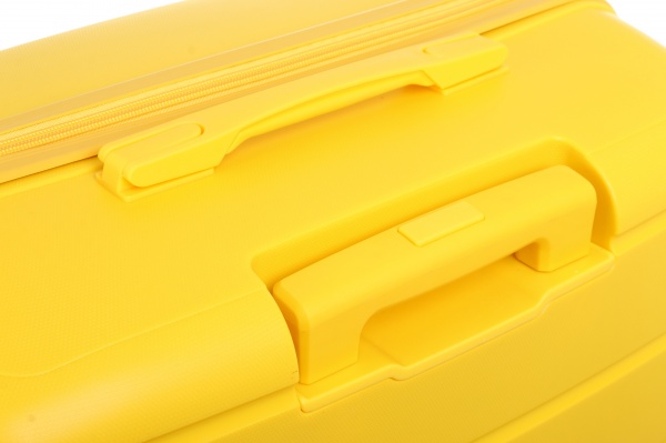 Чемодан 97 л желтый XY22100 70х48х29 ABS 