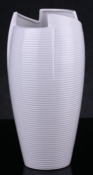 Ваза керамическая Wind 15,4х30,5 см, белая