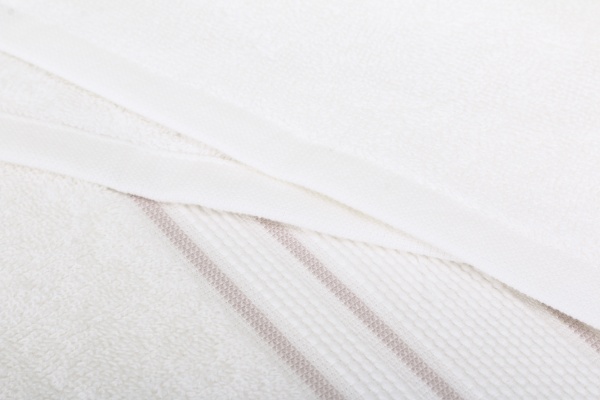 Полотенце Villa 70x140 см белый с розовым Sous Dias 