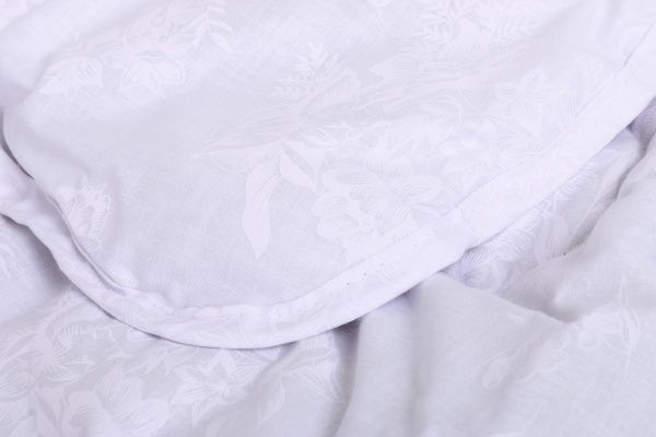 Одеяло Arabelle Light с волокном конопли 155x215 см Luna