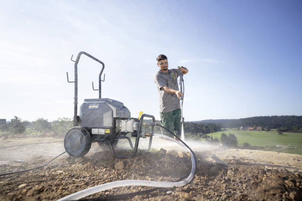 Мойка высокого давления Karcher HD 6/15-4 M Classic 1.367-900.0