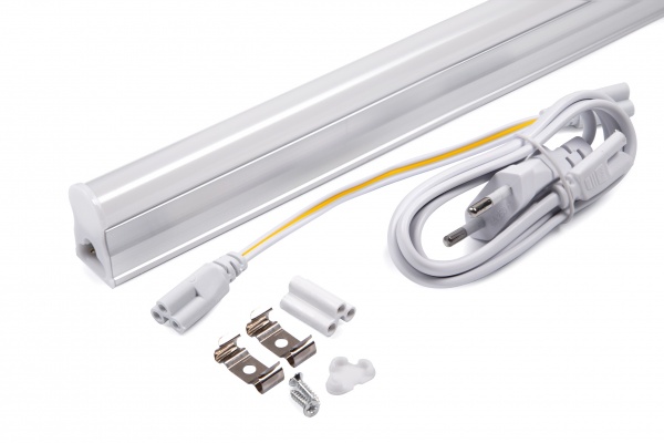 Світильник лінійний Expert Т5 18 Вт без цоколя 4000 К денний 