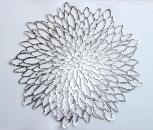 Подставка под горячее Ажурная серебряная 38 см