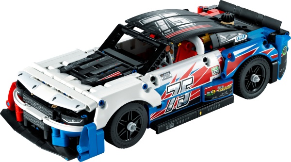 Конструктор LEGO Technic NASCAR® Next Gen Chevrolet Camaro ZL1 42153