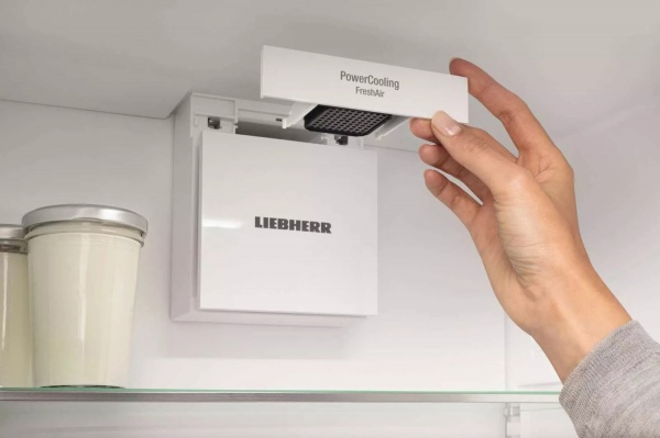Холодильник Liebherr CBNd 5723 Plus