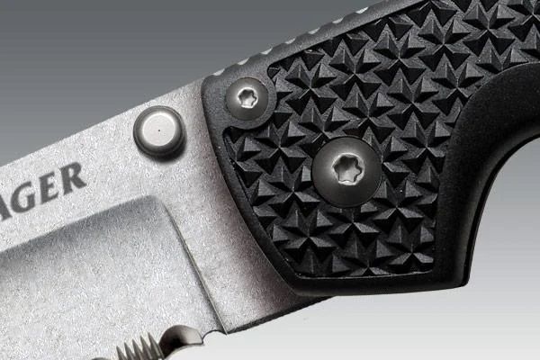 Нож Cold Steel Voyager LG. Tanto Point Serrated 1260.10.27