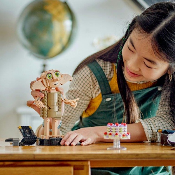 Конструктор LEGO Harry Potter Добі, домашній ельф 76421