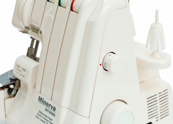 Оверлок Minerva M740DS 