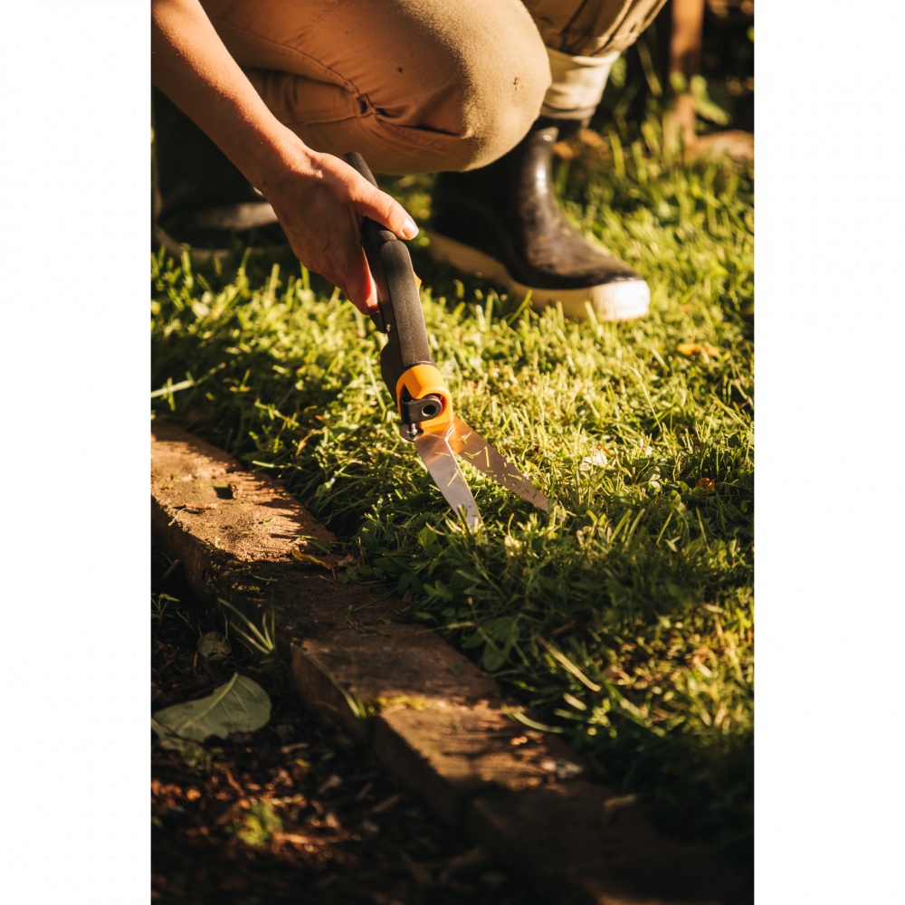 Ножницы для травы Fiskars с серво-системой GS42