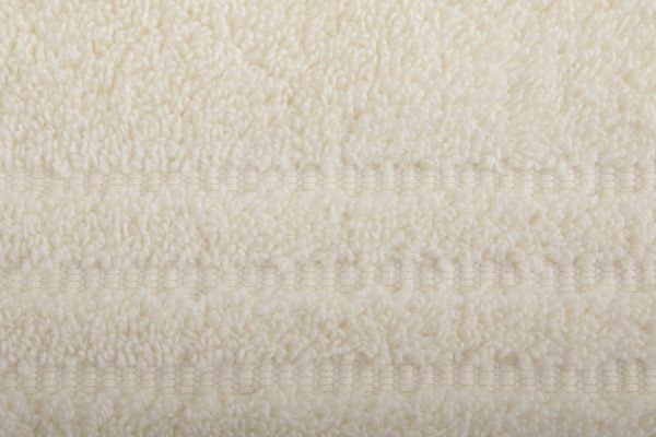 Рушник Leonora 70x140 см ваніль Kela 