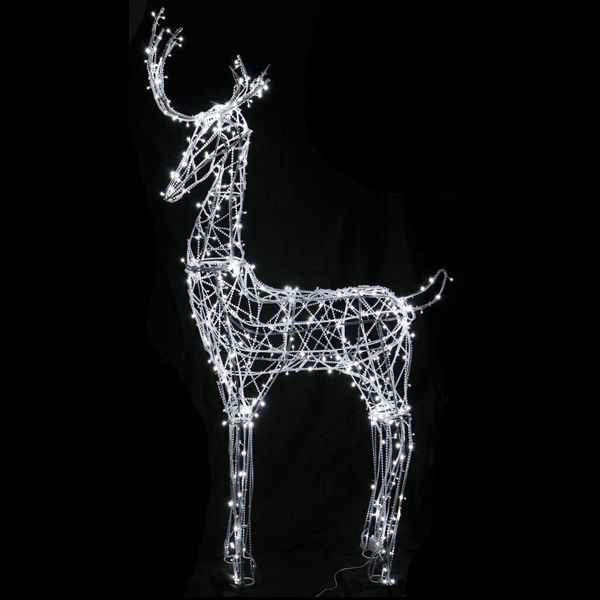 Светодиодная фигура декоративная Олень 720 LED 2.4 м
