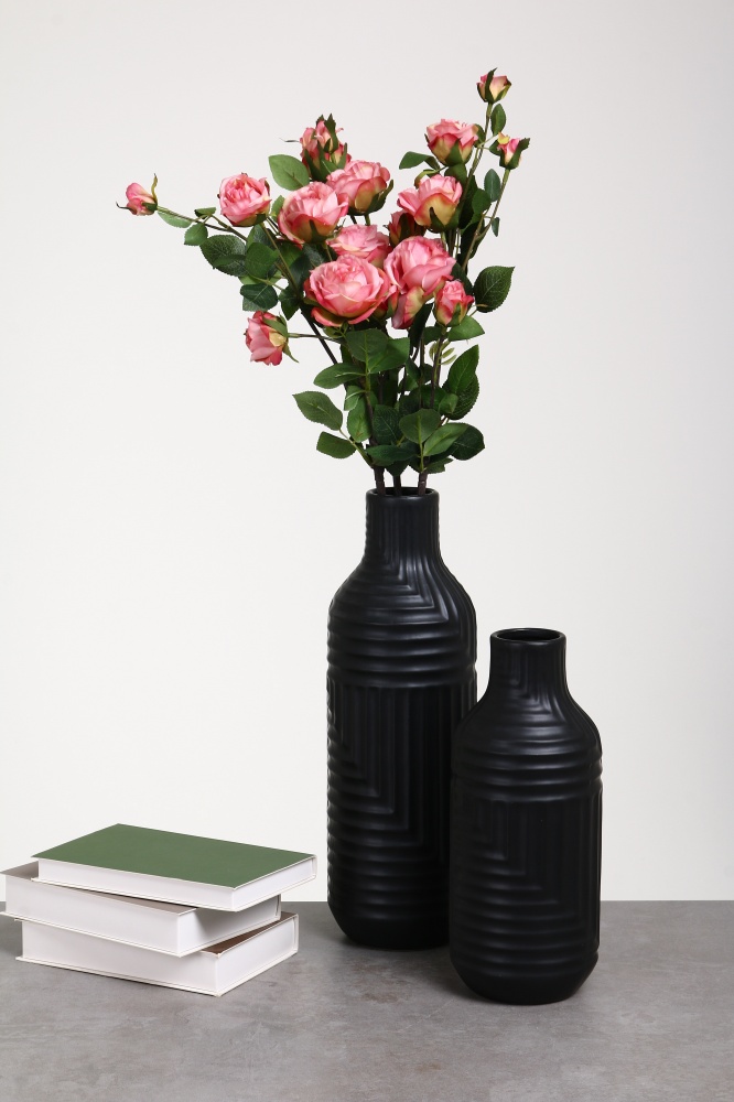 Ваза керамическая Pinsung Ceramics Rooricone 38 см черная матовая PS32931