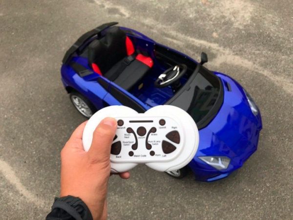 Электромобиль DT детский синий C1912