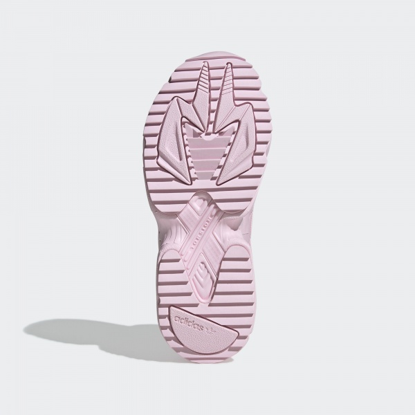 Кроссовки Adidas KIELLOR XTRA W EF9107 р.5,5 розовый