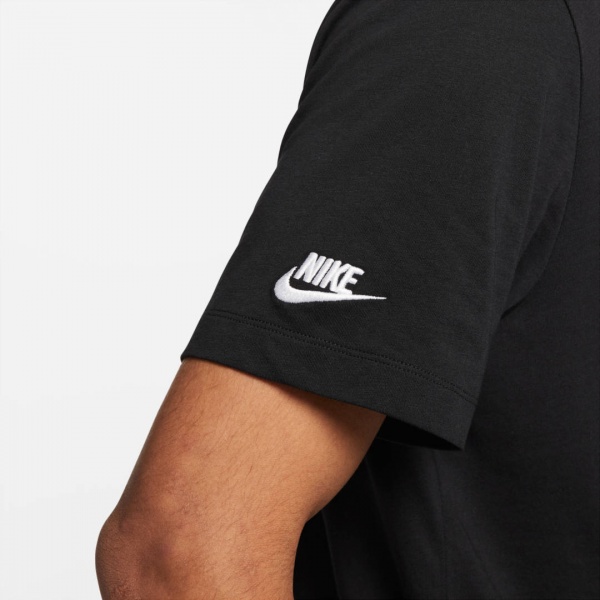 Футболка Nike M NSW ESS+ SPORT 1 TEE DM6377-010 р.S чорний