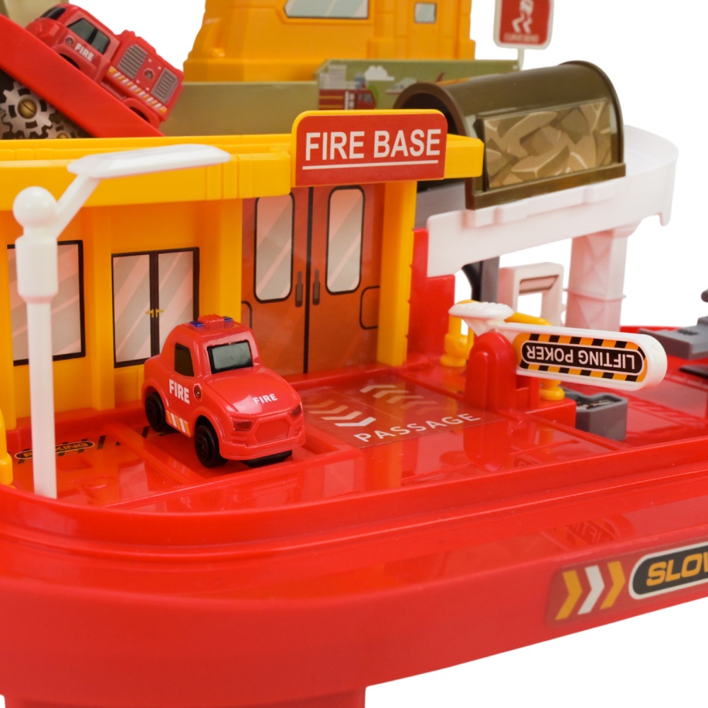 Паркинг Shantou Пожарная станция с машинками и вертолетом ZX-024A
