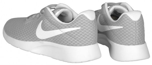 Кроссовки Nike WMNS TANJUN 812655-010 р.8,5 серый