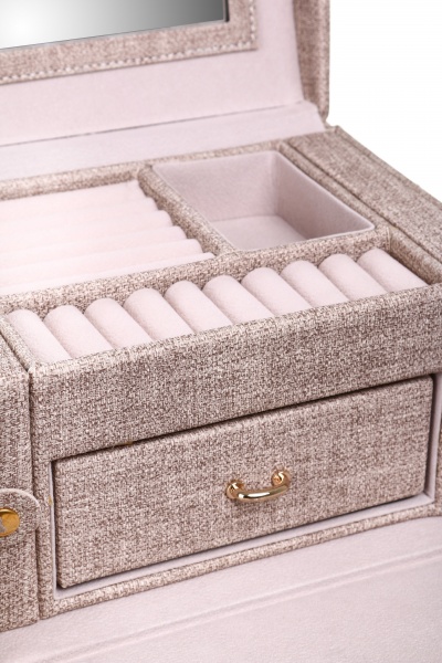 Шкатулка для украшений Cassy 19.5x13x16 см бежевый