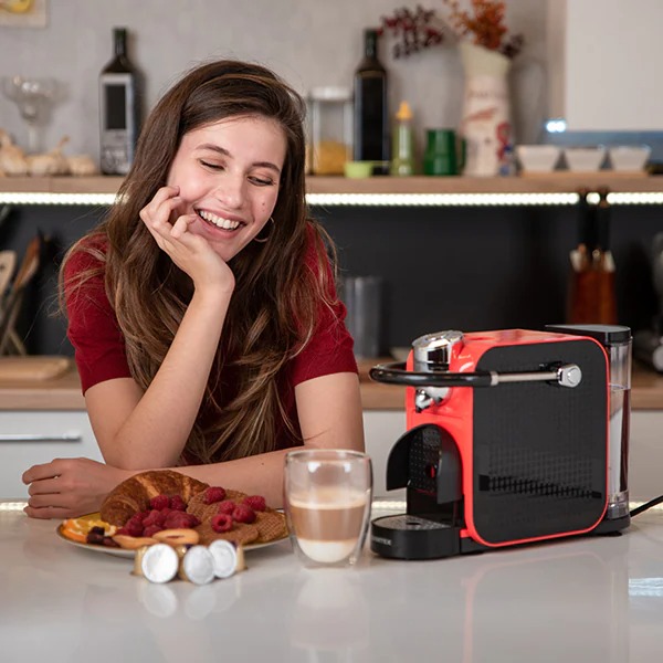 Кавомашина капсульна Vortеx VO4024 