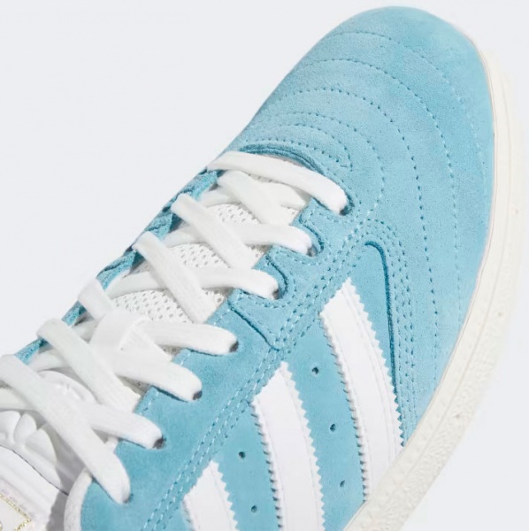 Кроссовки Adidas HQ2031 р.41 1/3 голубой