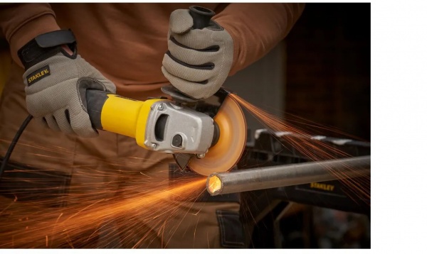 Болгарка (кутова шліфмашина) Stanley FatMax FMEG225VS