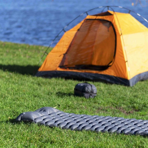 Матрас надувной Schwarzwolf Sajama F4510200AJ3 190х65 см серый