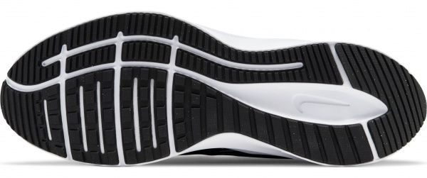 Кроссовки Nike NIKE QUEST 3 SHIELD CQ8894-001 р.US 8 черный