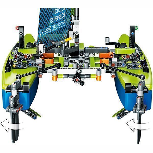 Конструктор LEGO Technic Катамаран 42105