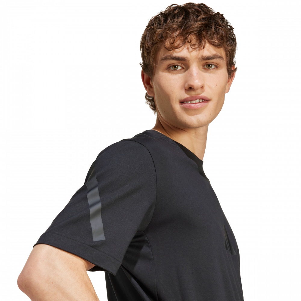 Футболка Adidas M Z.N.E. TEE JE3069 р.S чорний