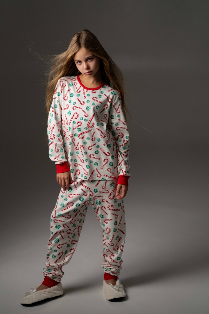 Пижама детская для девочек German Volf Конфеты р.104-110 белый с принтом 25113