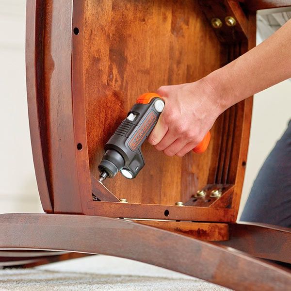 Отвертка аккумуляторная Black+Decker BDCSFL20C