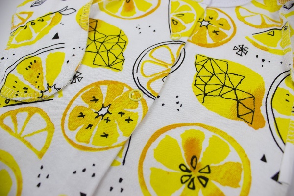 Чоловічок для дівчинки Маленькие люди Лимони р.56 білий 