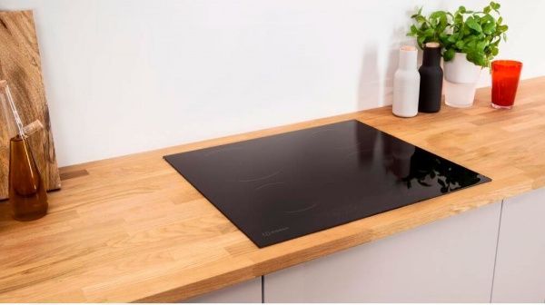 Варильна поверхня Indesit VIA640.1C