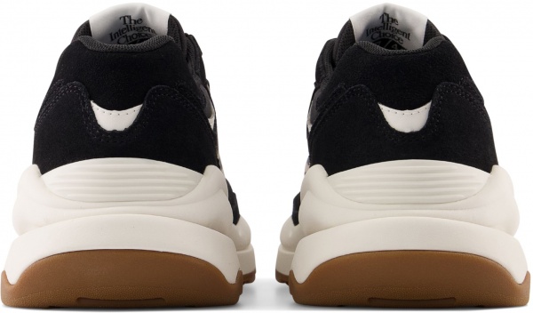 Кросівки New Balance 5740 V1 W5740APA р.40 US 8,5 25,5 см чорний