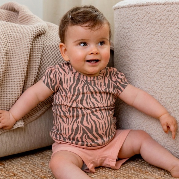 Футболка для девочек Dirkje р.74 розовый T46325-35 