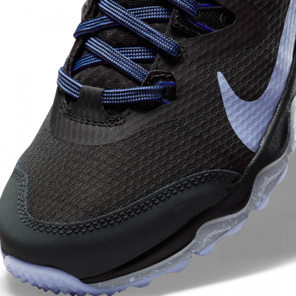 Кроссовки Nike Juniper Trail CW3809-005 р.38 US 7 24 см черно-фиолетовый