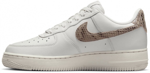 Кросівки Nike AIR FORCE 1 DD8959-002 р.38 білий