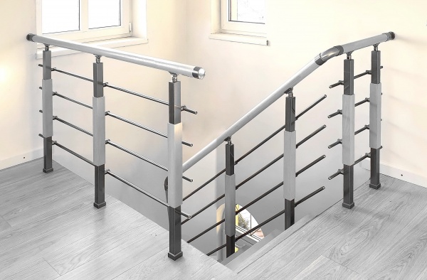 Стійка для перил Хай-тек горіх