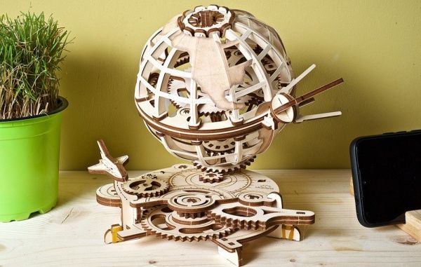 Дерев'яний 3D-конструктор UGEARS Глобус