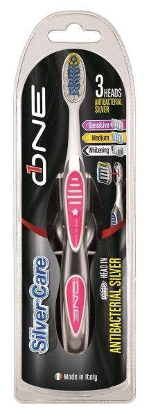 Зубная щетка Silver Care One + 2 запасные головки: отбеливающая/для чувствительных десен средней жесткости 1 шт.