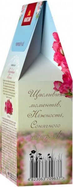 Чай черный Майский Чайный букет с лепестками розы 50 г 