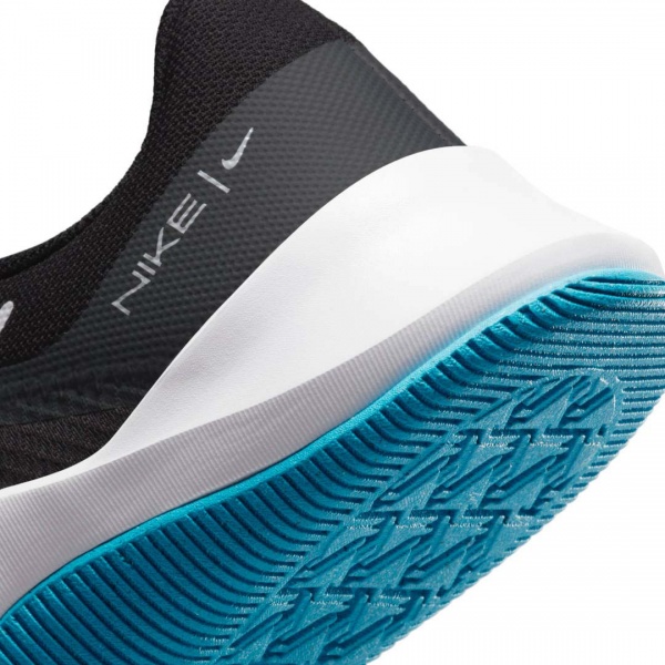 Кросівки Nike MC TRAINER 2 DM0823-005 р.47 чорний