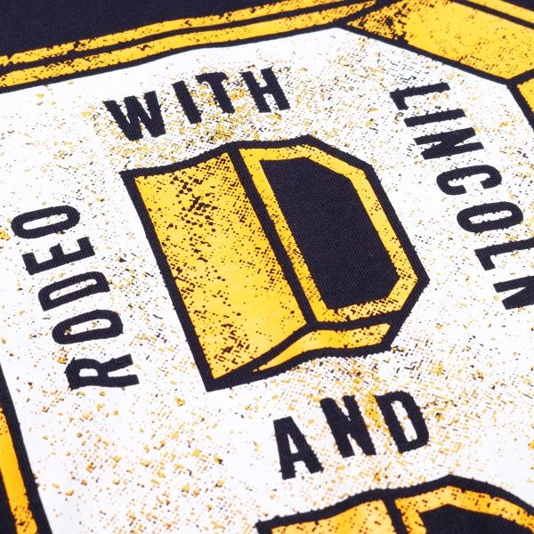 Футболка для хлопчиків LINCOLN&SHARKS 2H3906 р.140 темно-синій із жовтим 