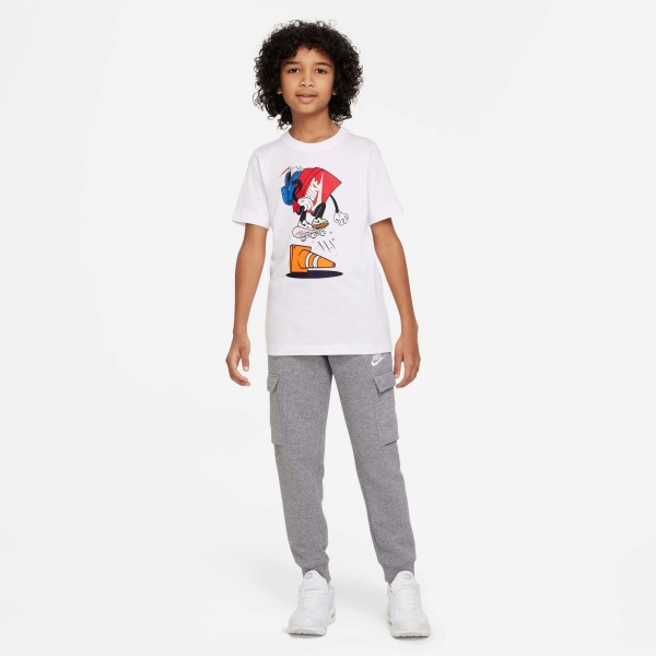 Футболка Nike TEE BOXY PATCH 2 FA22 DR9724-100 р.M білий