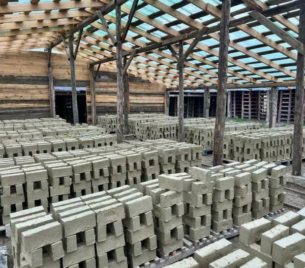 Цегла вогнетривка ШП 225x111x65 мм