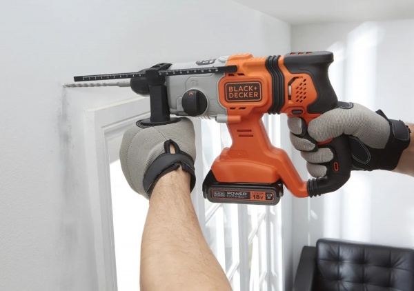 Перфоратор Black+Decker BCD900D1S BCD900D1S